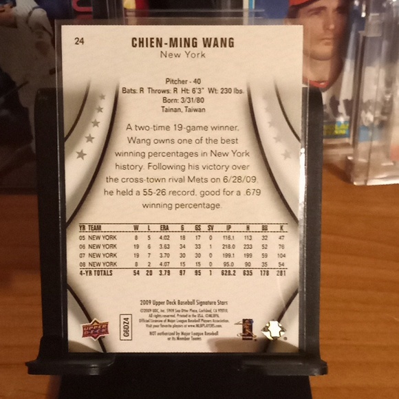 3 baseball card lot - Picture 3 of 7